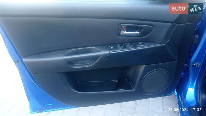 Хэтчбек Mazda 3 2005 в Яворове