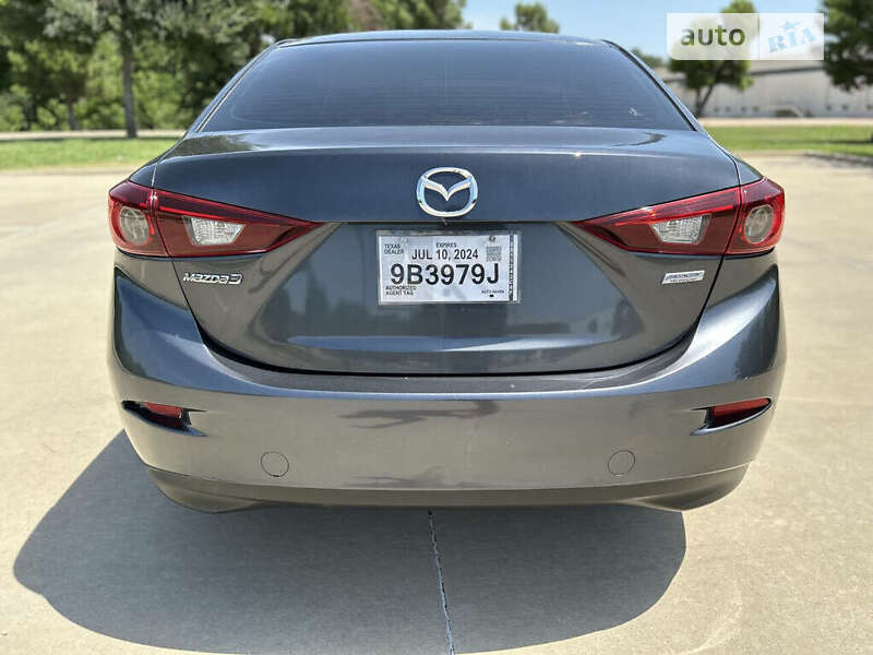 Седан Mazda 3 2014 в Львові