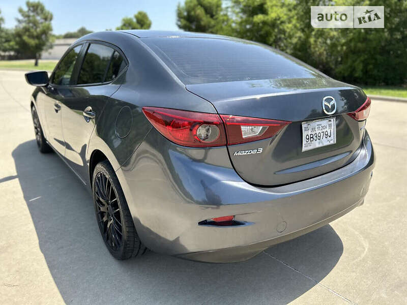 Седан Mazda 3 2014 в Львові