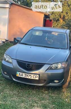 Седан Mazda 3 2004 в Киеве