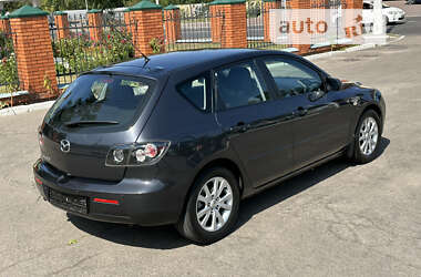 Хэтчбек Mazda 3 2006 в Днепре