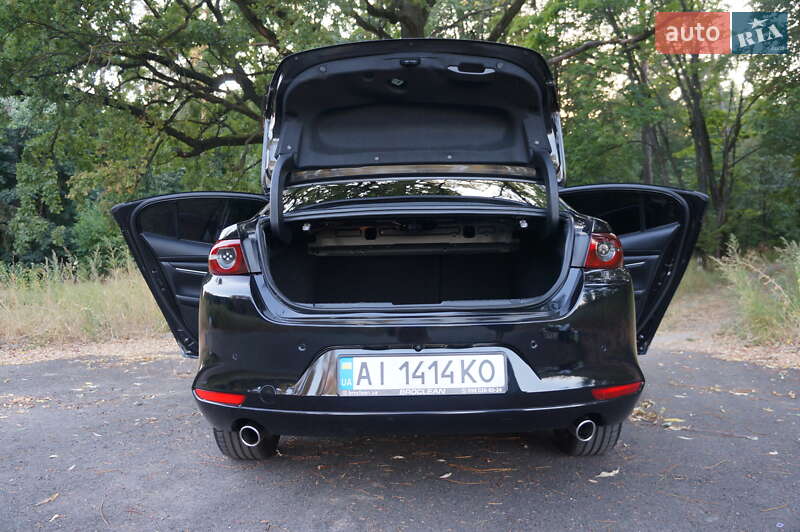 Седан Mazda 3 2019 в Броварах