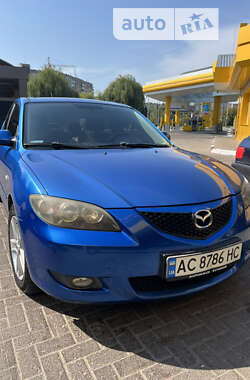 Седан Mazda 3 2005 в Луцке