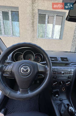 Хэтчбек Mazda 3 2007 в Николаеве