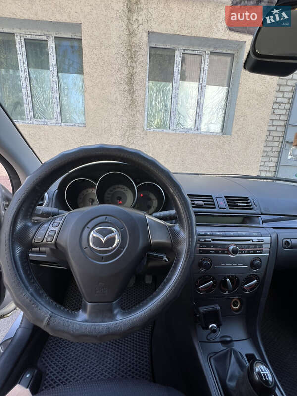 Хэтчбек Mazda 3 2007 в Николаеве