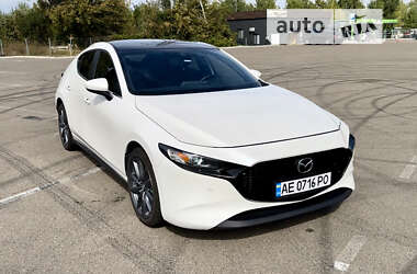 Хэтчбек Mazda 3 2019 в Киеве