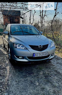 Хэтчбек Mazda 3 2006 в Ужгороде