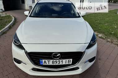 Хэтчбек Mazda 3 2017 в 