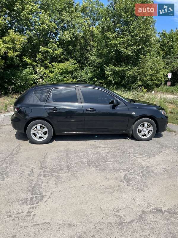 Хэтчбек Mazda 3 2005 в Кременчуге