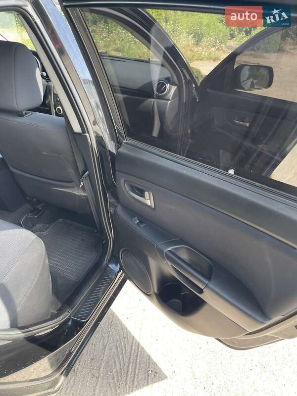 Хэтчбек Mazda 3 2005 в Кременчуге