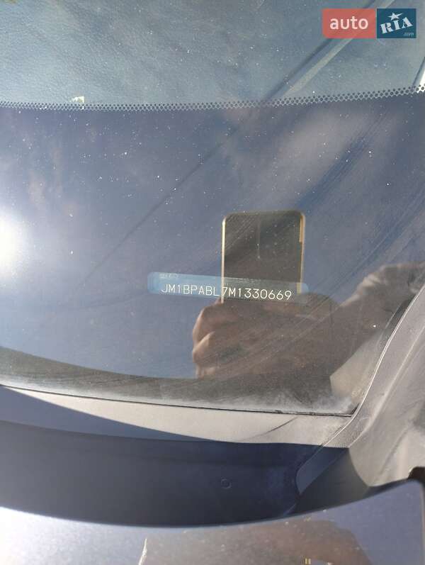 Седан Mazda 3 2021 в Киеве фото 22 Седан Mazda 3 2021 в Киеве