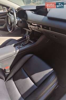 Седан Mazda 3 2021 в 