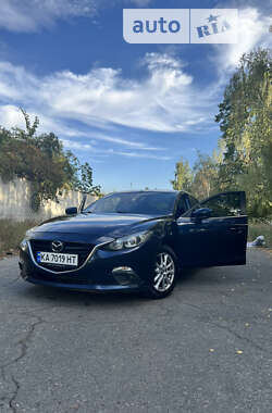 Седан Mazda 3 2013 в Киеве