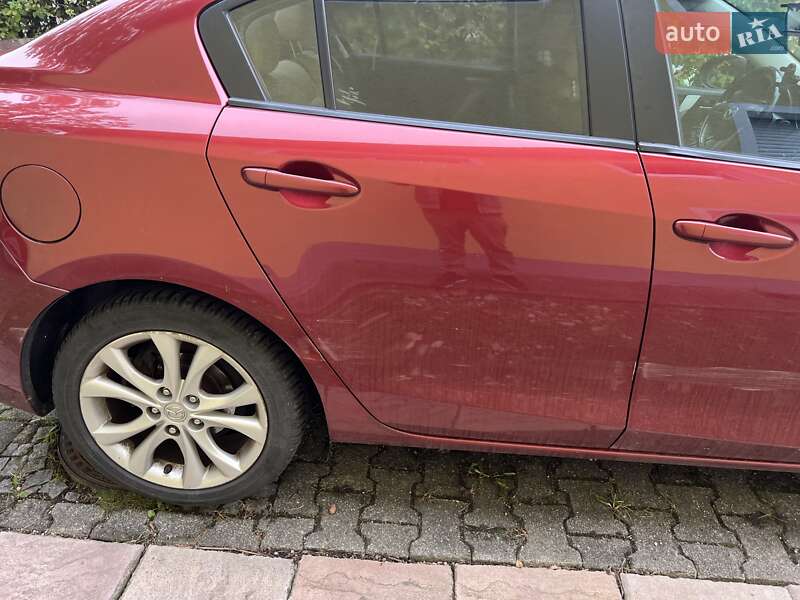 Седан Mazda 3 2009 в Белгороде-Днестровском