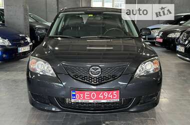 Хэтчбек Mazda 3 2006 в Каменском