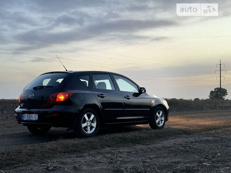 Хетчбек Mazda 3 2003 в Миколаєві