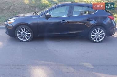 Mazda 3 2016