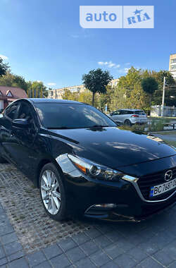 Седан Mazda 3 2017 в Львове