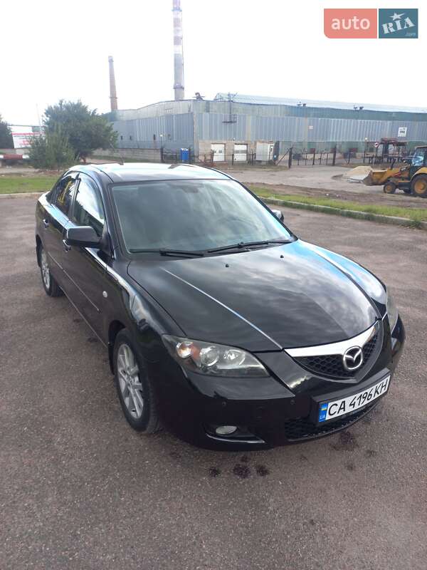 Седан Mazda 3 2009 в Черкассах