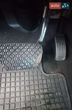 Седан Mazda 3 2009 в 