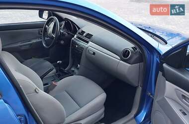 Хэтчбек Mazda 3 2006 в 