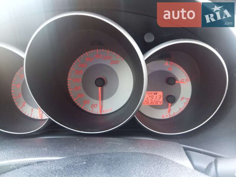 Седан Mazda 3 2006 в Умани