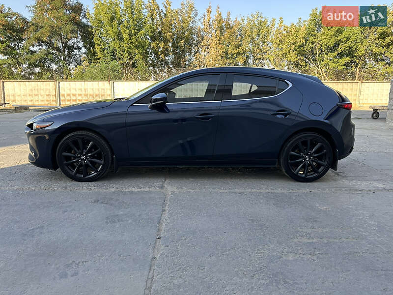 Хэтчбек Mazda 3 2019 в Кременчуге