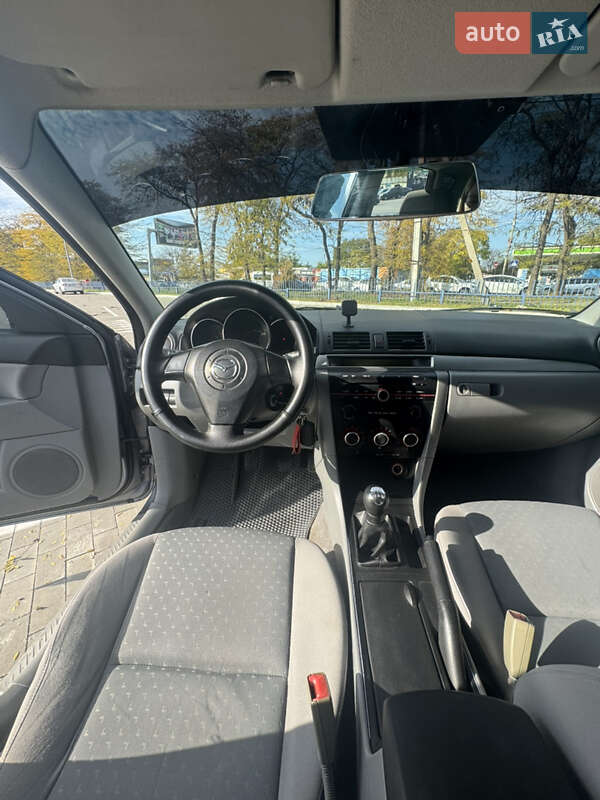Хэтчбек Mazda 3 2005 в Одессе