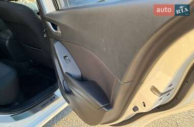 Седан Mazda 3 2014 в Вінниці