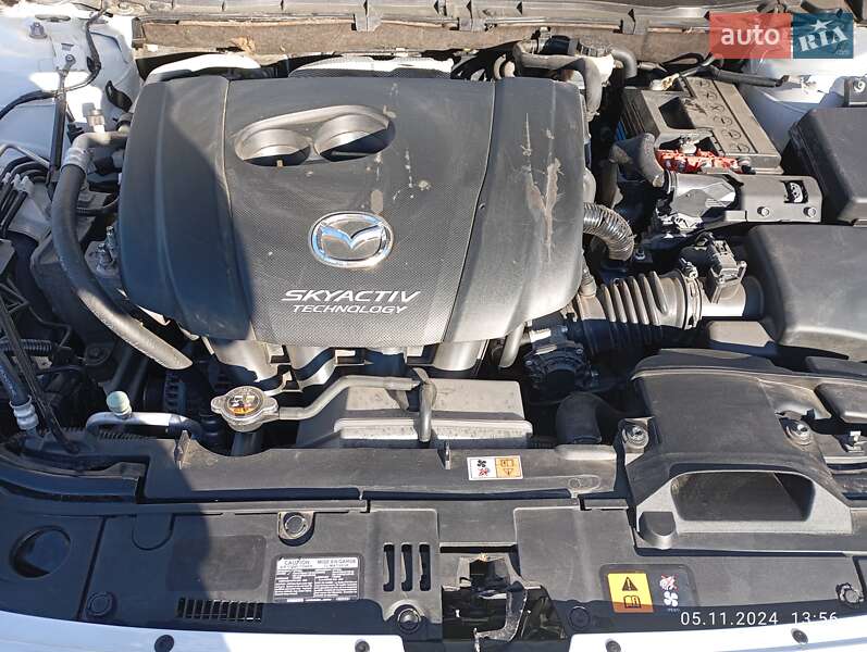 Седан Mazda 3 2014 в Херсоне