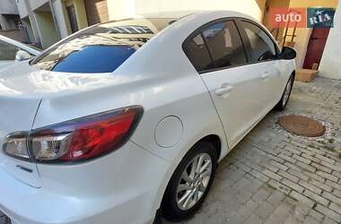 Седан Mazda 3 2012 в 
