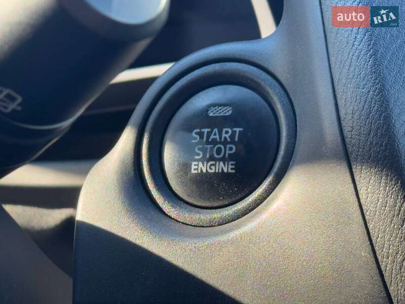 Хетчбек Mazda 3 2015 в Кривому Розі