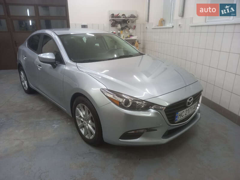 Седан Mazda 3 2016 в Сокільниках