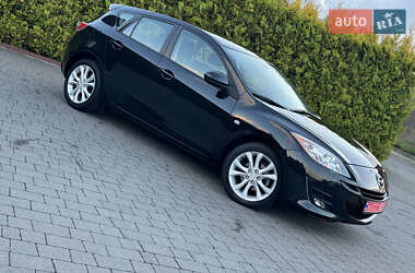 Хэтчбек Mazda 3 2011 в Стрые