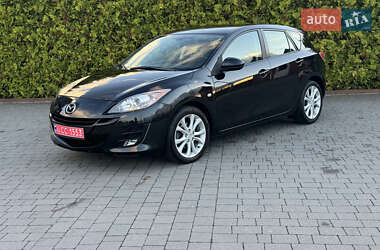 Хэтчбек Mazda 3 2011 в Стрые