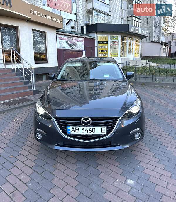 Седан Mazda 3 2014 в Вінниці