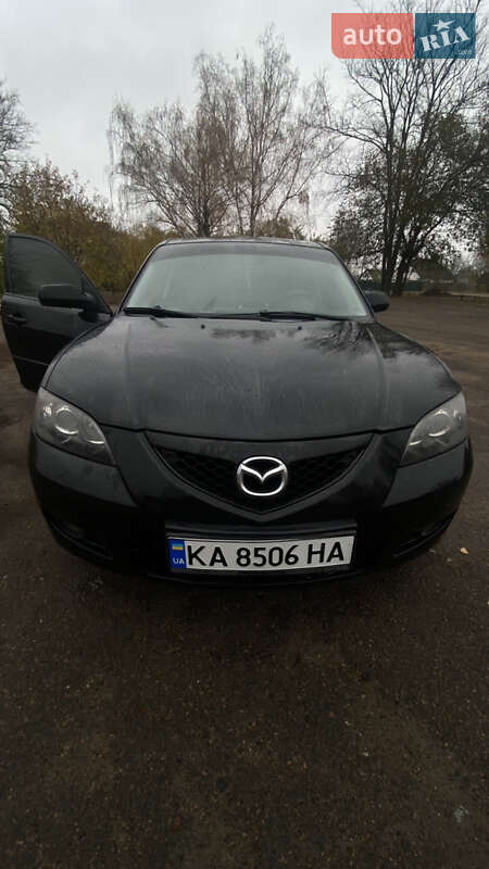 Седан Mazda 3 2008 в Варві