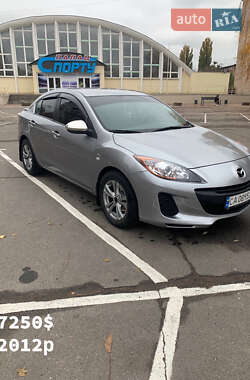 Седан Mazda 3 2012 в Черкассах