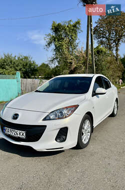 Седан Mazda 3 2011 в Києві