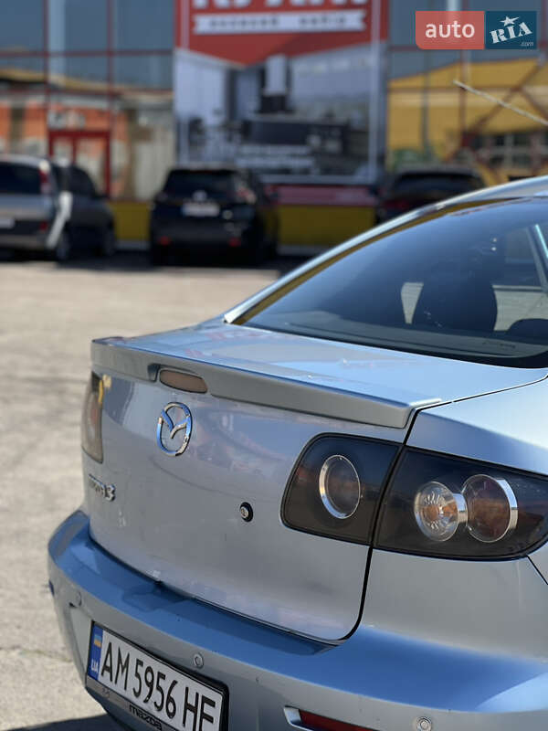 Седан Mazda 3 2007 в Житомире