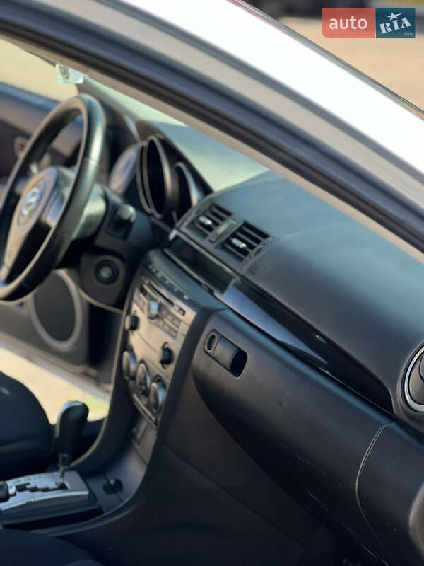 Седан Mazda 3 2007 в Житомире