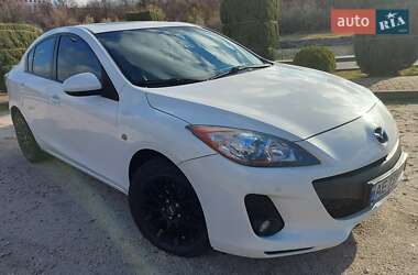 Седан Mazda 3 2012 в Днепре