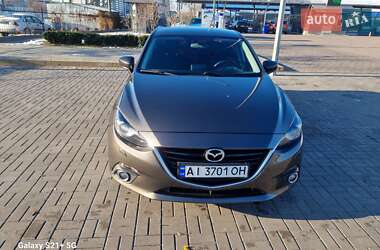 Седан Mazda 3 2014 в Киеве