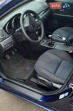 Хетчбек Mazda 3 2003 в 