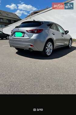Хэтчбек Mazda 3 2014 в 