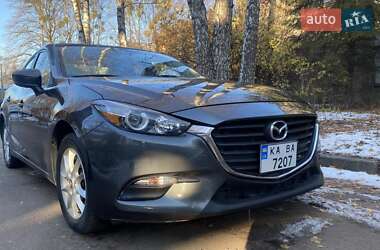 Седан Mazda 3 2017 в 