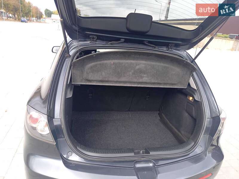 Хетчбек Mazda 3 2007 в Каневі