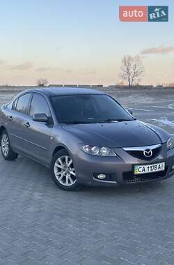 Седан Mazda 3 2006 в Черкассах