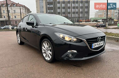 Mazda 3 2015