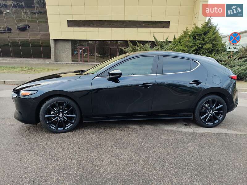 Хэтчбек Mazda 3 2019 в Львове